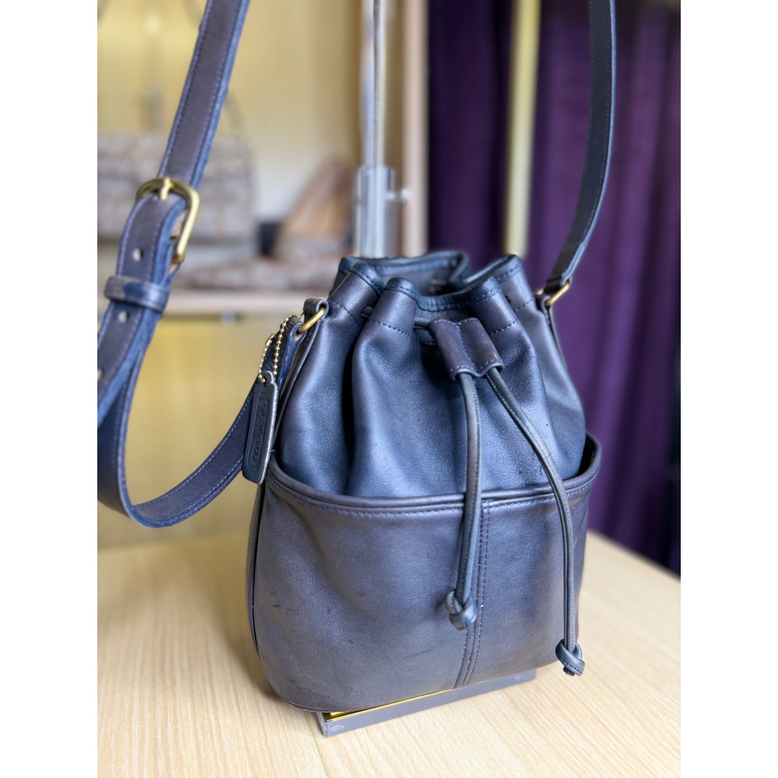 Vintage Coach Navy Blue Leather Drawstring Bucket Crossbody Bag Brass Hardware